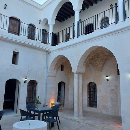 Orpheus Otel-Konak ชานลูร์ฟา ภายนอก รูปภาพ