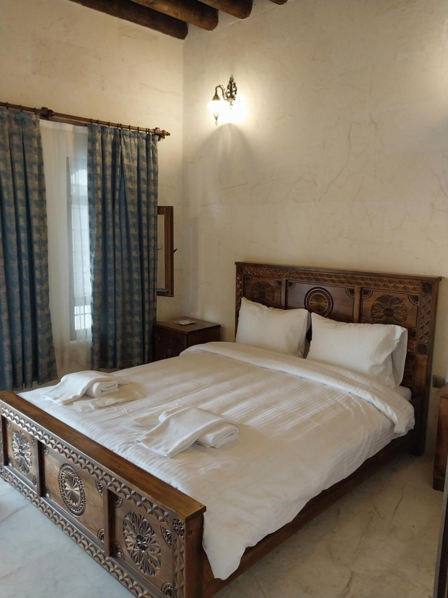 Orpheus Otel-Konak ชานลูร์ฟา ภายนอก รูปภาพ