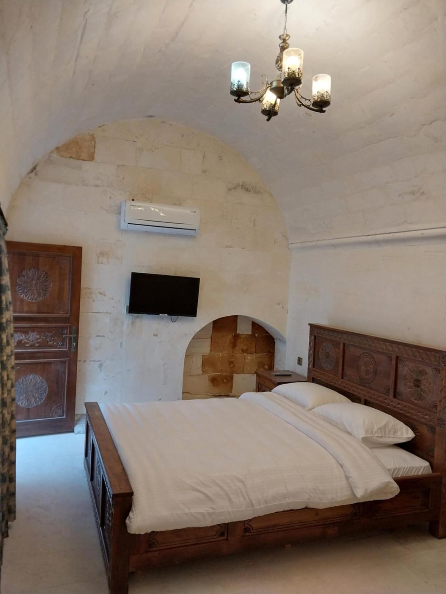Orpheus Otel-Konak ชานลูร์ฟา ภายนอก รูปภาพ