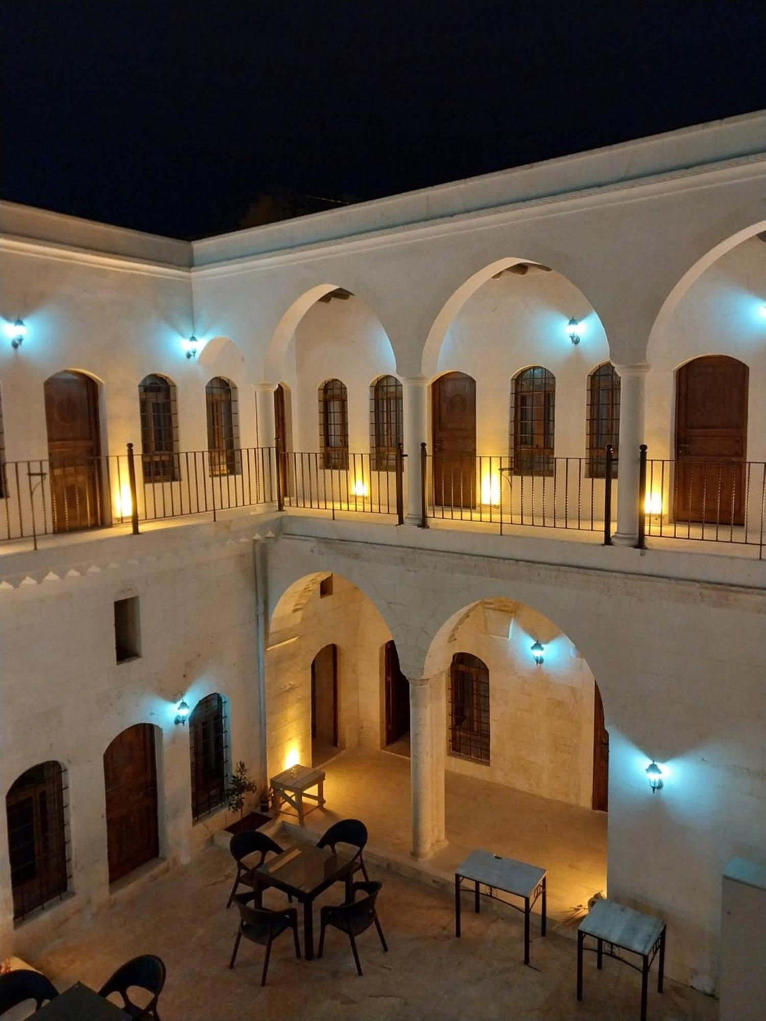 Orpheus Otel-Konak ชานลูร์ฟา ภายนอก รูปภาพ