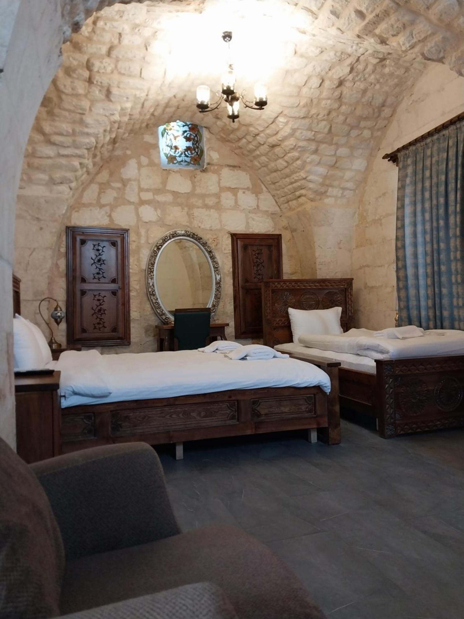 Orpheus Otel-Konak ชานลูร์ฟา ภายนอก รูปภาพ