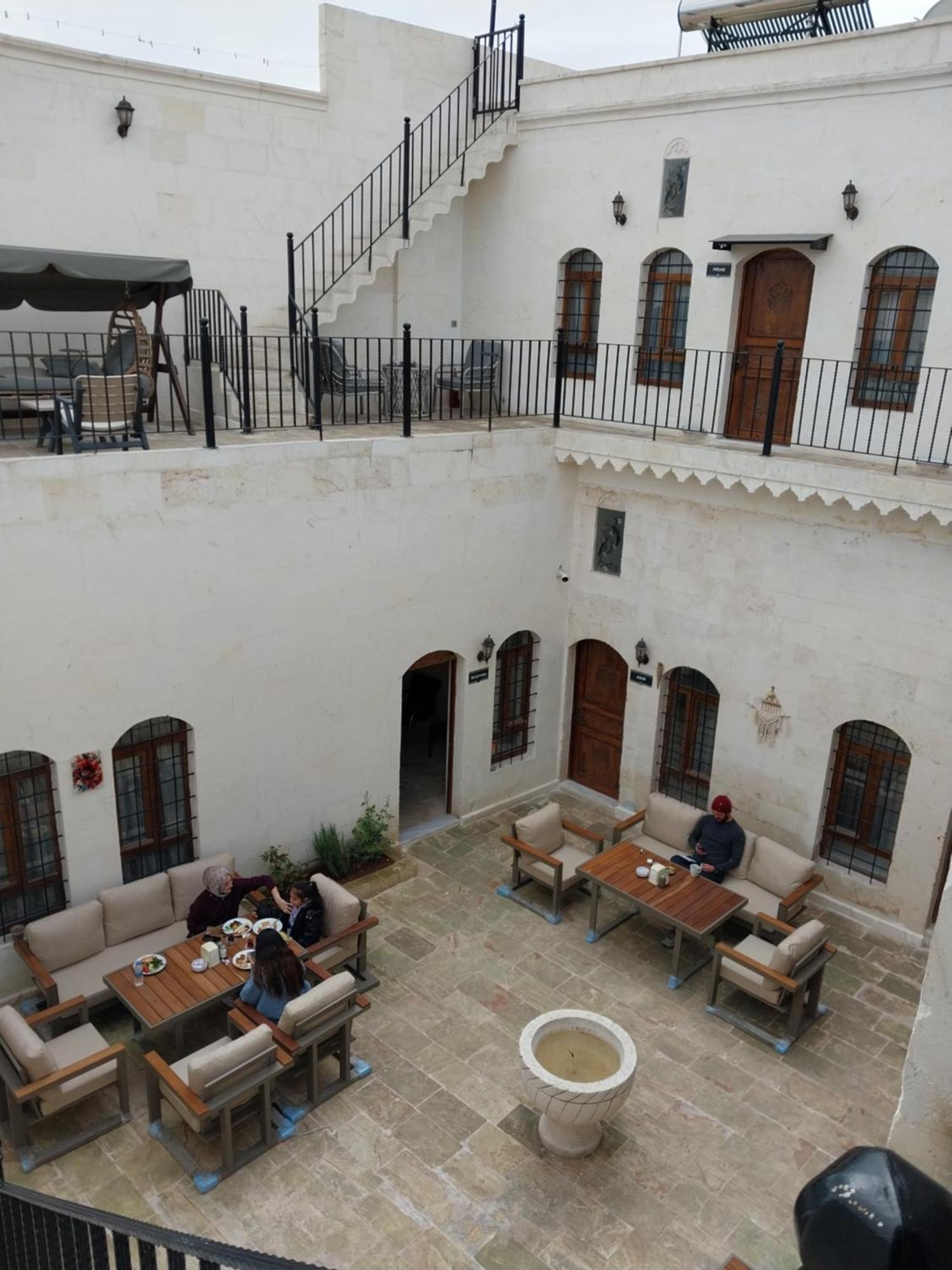 Orpheus Otel-Konak ชานลูร์ฟา ภายนอก รูปภาพ